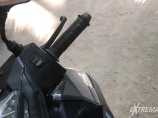 独奏手淫赤裸裸的上海滩停车